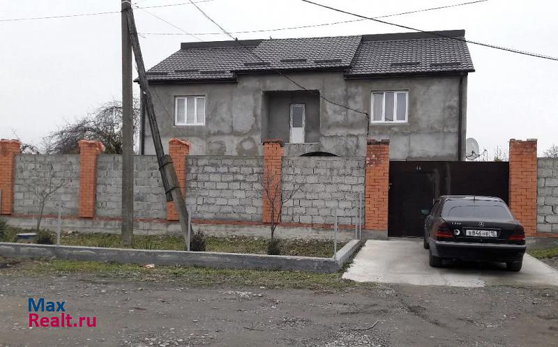 Ардон Республика Северная Осетия — Алания, Партизанская улица, 44 частные дома