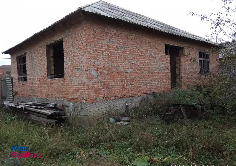 Учкекен село, Малокарачаевский район, Карачаево-Черкесская Республика частные дома