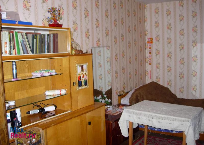 Советская ул, 18 Отрадное продам квартиру