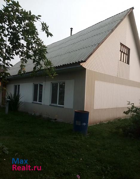 Сосновоборск деревня Киндяково, улица Чапаева, 72Б частные дома
