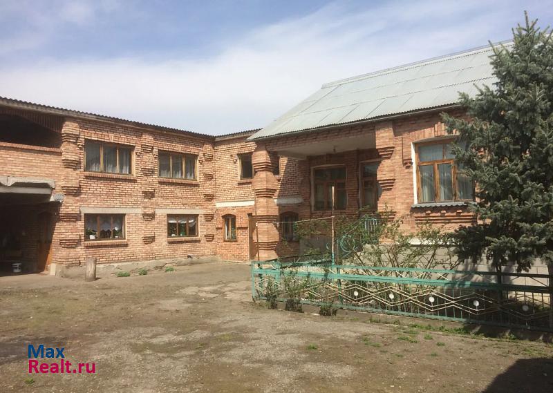 Дигора Республика Северная Осетия — Алания, улица Чихавиева, 145 частные дома
