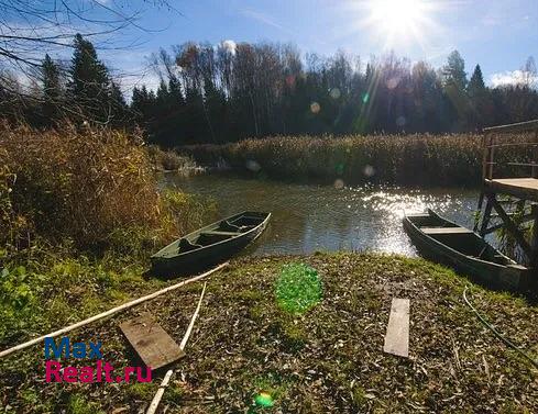 Петровское 7 км от М8 дом