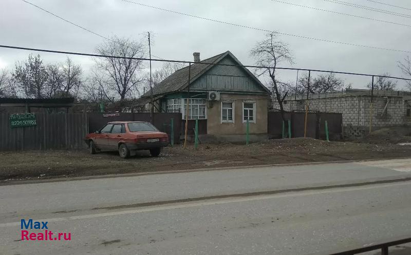 дом Первомайское Чеченская Республика, станица Шелковская, Комсомольская улица снять недорого