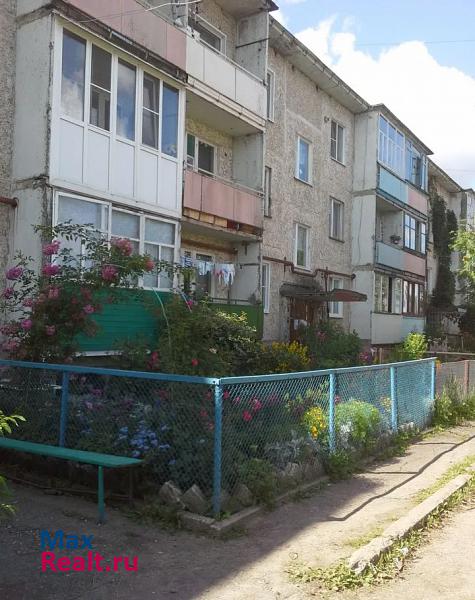 поселок городского типа Ильинское-Хованское, Комсомольская улица, 2 Ильинско-Хованское квартира