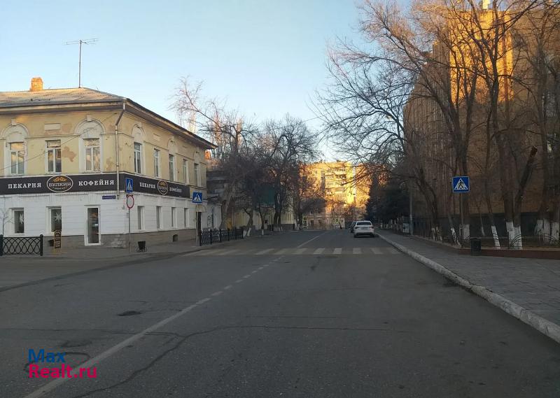 Ахматовская улица, 13 Астрахань продам квартиру