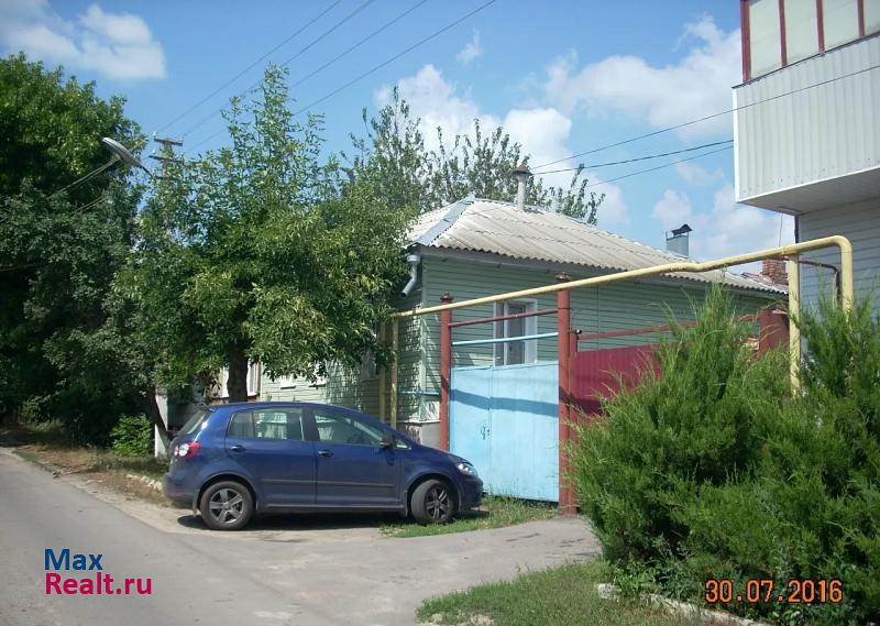 Бобров ул. Пугачёвская д. 9 продажа частного дома