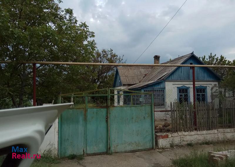 Октябрьское посёлок городского типа Октябрьское, Украинская улица продажа частного дома