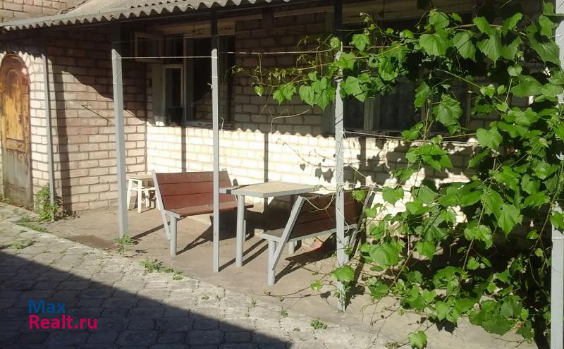 Давыдовка посёлок Давыдовка, улица Алексея Ракитина, 48 продажа частного дома