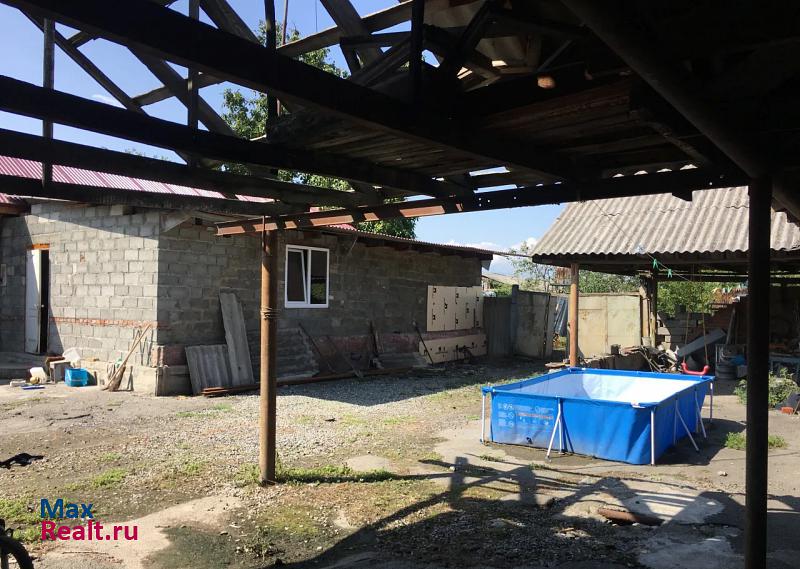 Гизель Республика Северная Осетия — Алания, село Гизель, улица Калинина дом