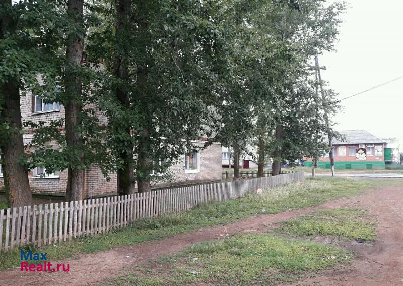 Цивильск Чувашская Республика, поселок Конар, улица Нефтяников, 11 продажа квартиры