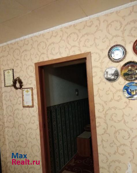 Североморск улица Вице-адмирала Падорина, 12 продажа квартиры