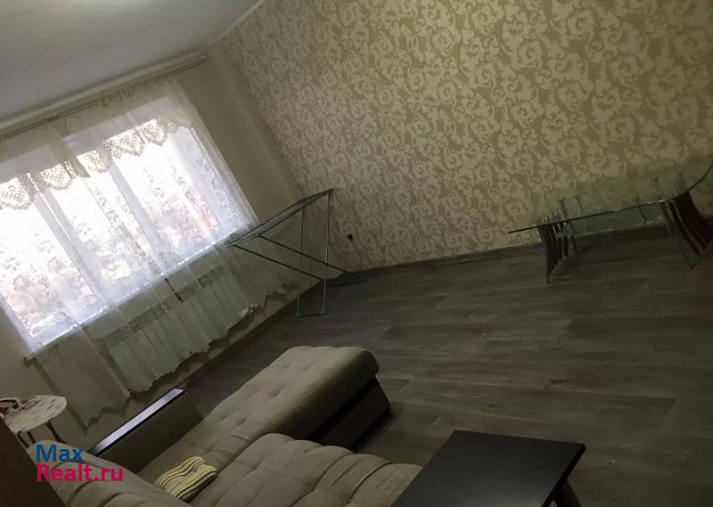 Батайск улица Орджоникидзе, 1 квартира снять без посредников
