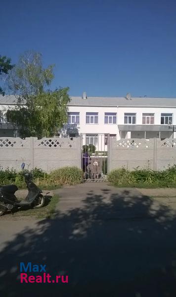 Красногвардейское село Новопокровка дом