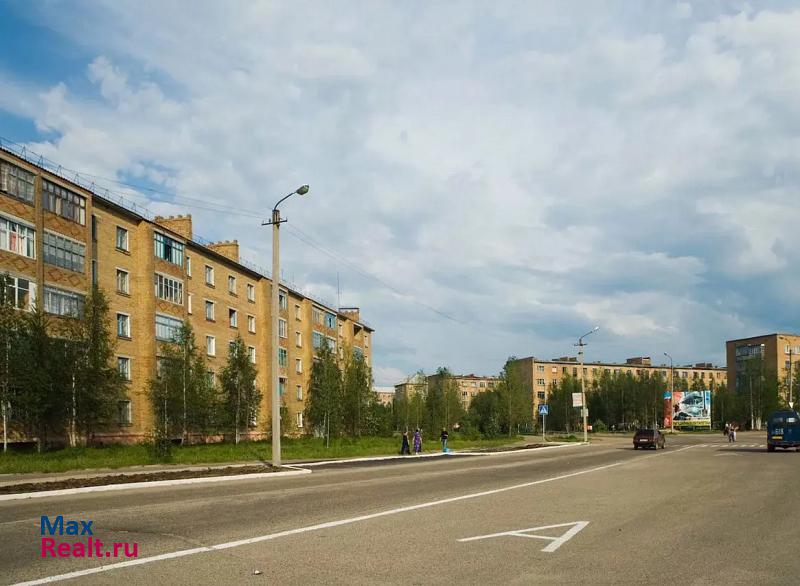 Нижний Одес поселок городского типа Нижний Одес, Комсомольская улица, 6 продажа квартиры