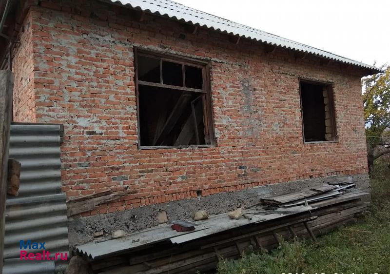 Учкекен село, Малокарачаевский район, Карачаево-Черкесская Республика дом